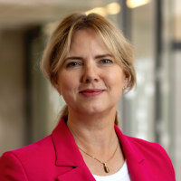 Cora van Nieuwenhuizen
